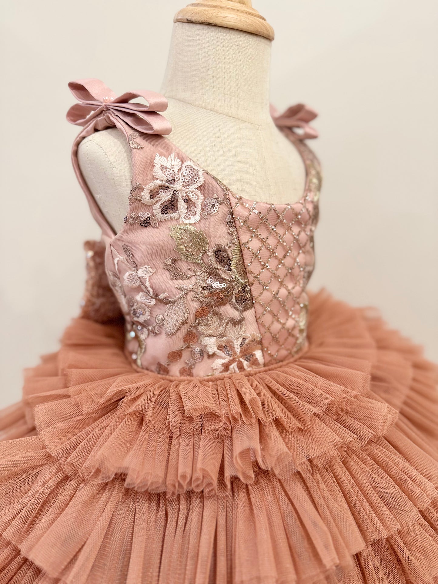 Arianne (Rose Gold)