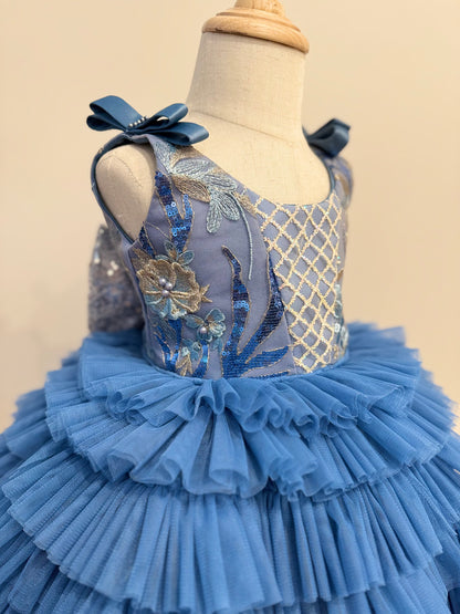 Arianne (Blue)